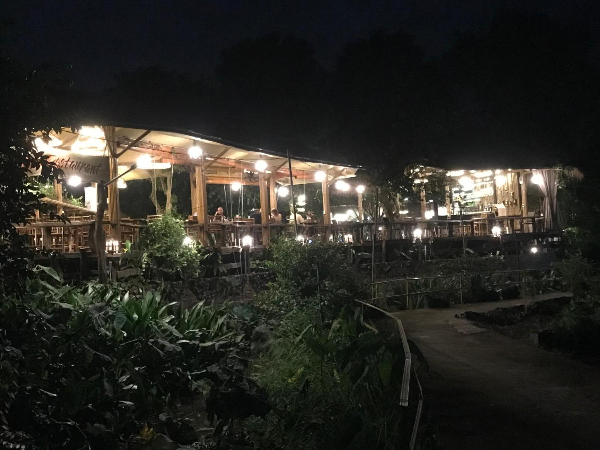 Bamboo Eco Village Cần Thơ Exterior foto