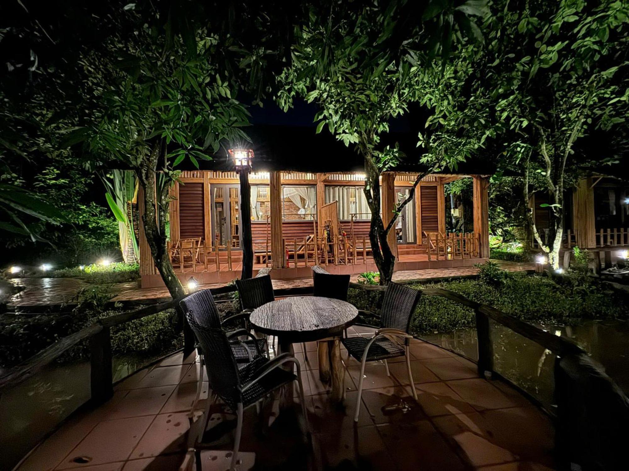 Bamboo Eco Village Cần Thơ Exterior foto